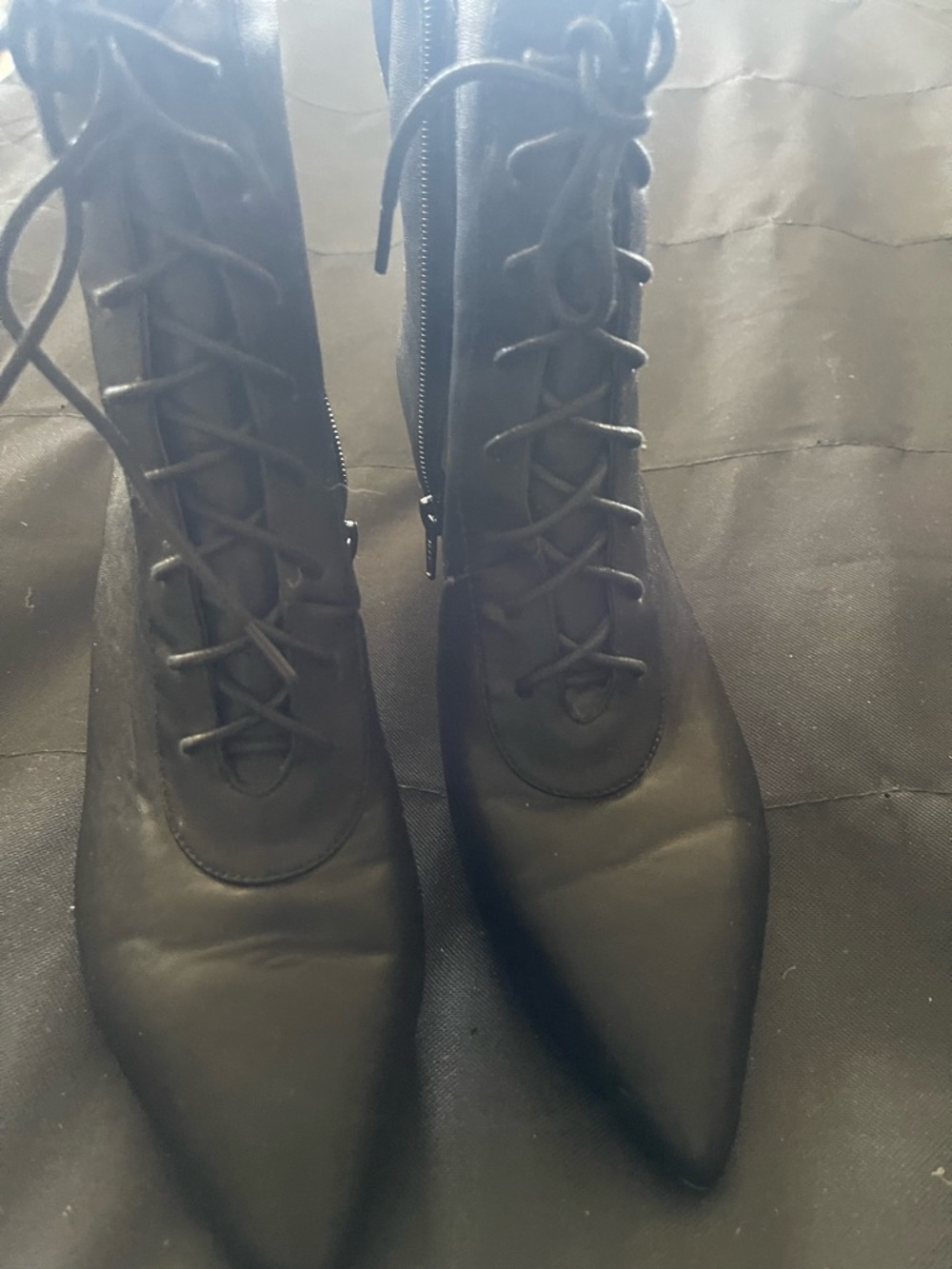 comfortview Black Lace-Up Pointed Toe Boots